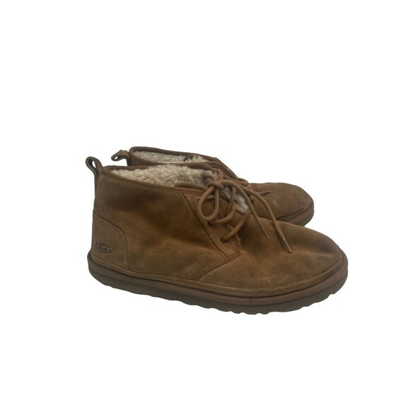 UGG Neumel Suede Womens Sz 11 Men’s Sz 9Chukka Boots Chestnut Brown Lace-Up Logo - Picture 3 of 16